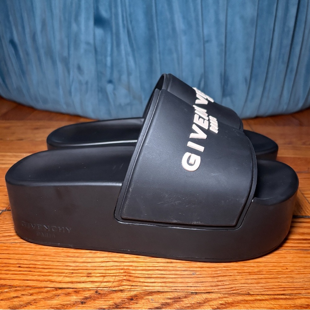 Givenchy Platform Logo Slides - image 3